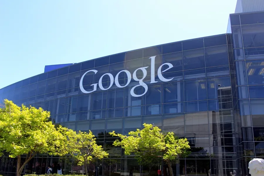 GOOGLE: కొత్త పాలసీ.. ఆఫీసుకు వెళ్లని టెక్కీల జాబ్స్ గల్లంతే GOOGLE: కొత్త పాలసీ.. ఆఫీసుకు వెళ్లని టెక్కీల జాబ్స్ గల్లంతే