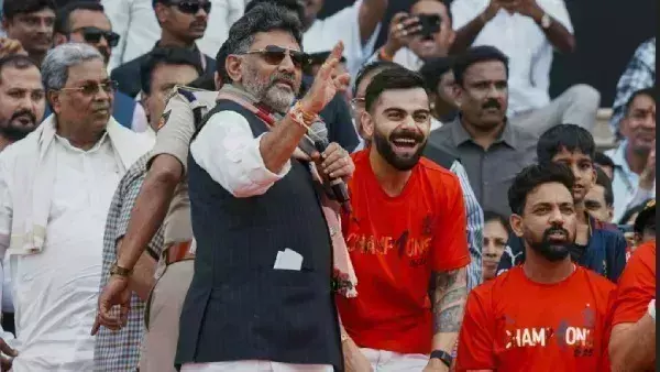 DK SHIVAKUMAR: నేనేం పిచ్చోడిని కాదు: డీకే DK SHIVAKUMAR: నేనేం పిచ్చోడిని కాదు: డీకే