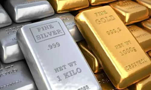 Gold Prices : ఇరాన్ -ఇజ్రాయెల్ వార్ ఎఫెక్ట్ .. బంగారం భగభగ