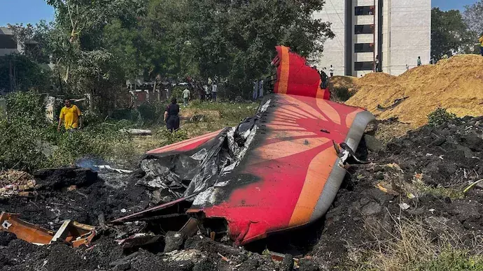 Plane Crash: 274కు చేరిన ఎయిరిండియా మృతుల సంఖ్య Plane Crash: 274కు చేరిన ఎయిరిండియా మృతుల సంఖ్య
