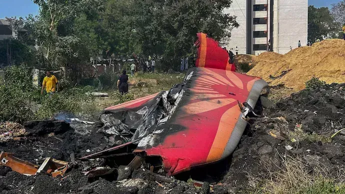 Plane Crash: 274కు చేరిన ఎయిరిండియా మృతుల సంఖ్య Plane Crash: 274కు చేరిన ఎయిరిండియా మృతుల సంఖ్య