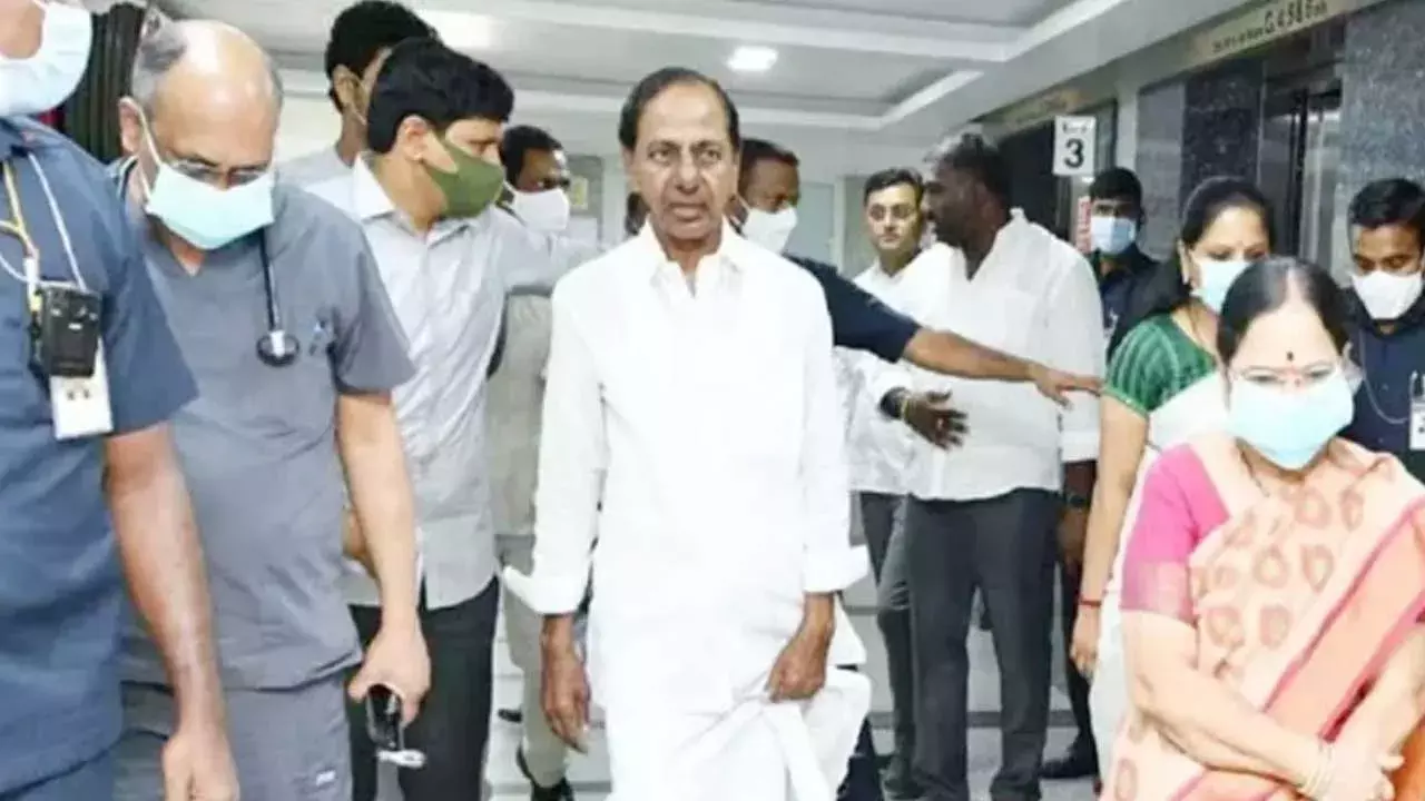 KCR : ఏఐజీ ఆస్పత్రికి కేసీఆర్.. వైద్య పరీక్షలు