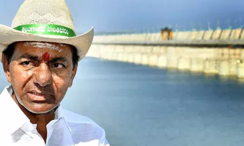 KCR: పోరాటాలకు సిద్ధమవుతున్న కేసీఆర్ KCR: పోరాటాలకు సిద్ధమవుతున్న కేసీఆర్
