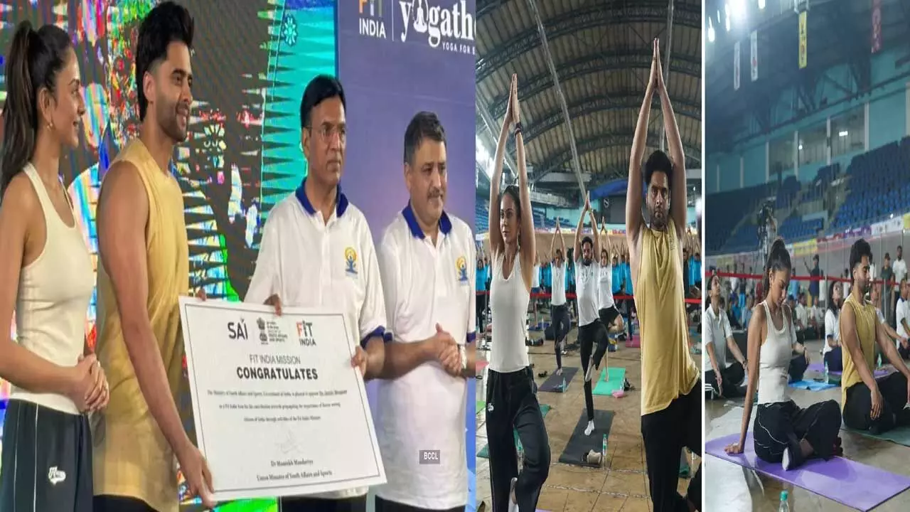 Rakul- Bhagnani Awarded : ఫిట్ ఇండియా కపుల్ గా రకుల్-భగ్నానీ Rakul- Bhagnani Awarded : ఫిట్ ఇండియా కపుల్ గా రకుల్-భగ్నానీ