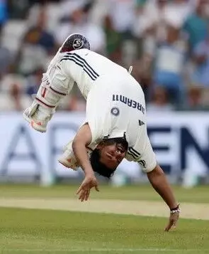 pant: స్పైడీయుగం ఆరంభం pant: స్పైడీయుగం ఆరంభం