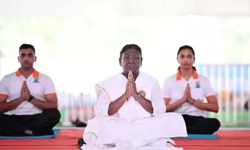 డెహ్రాడూన్‌లో యోగా దినోత్సవ వేడుకల్లో రాష్ట్రపతి ద్రౌపది ముర్ము..