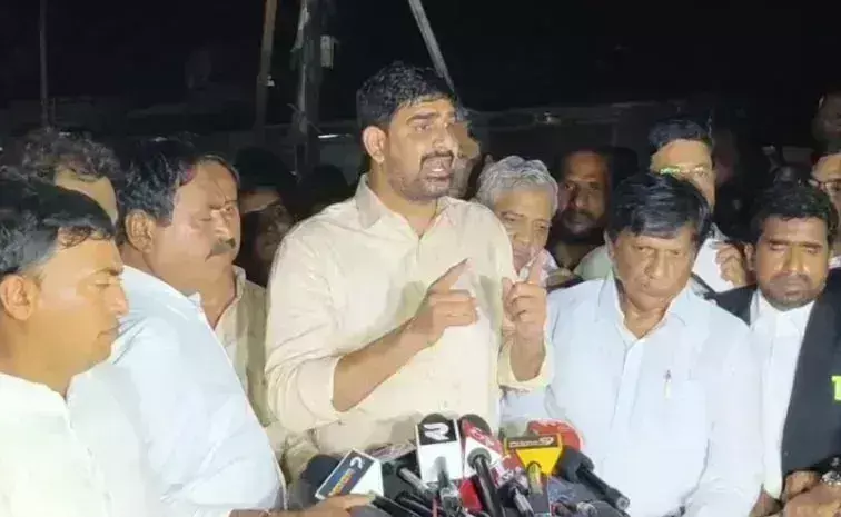 koushikreddy: బీఆర్ఎస్ ఎమ్మెల్యే అరెస్ట్.. బెయిల్పై విడుదల koushikreddy: బీఆర్ఎస్ ఎమ్మెల్యే అరెస్ట్.. బెయిల్పై విడుదల