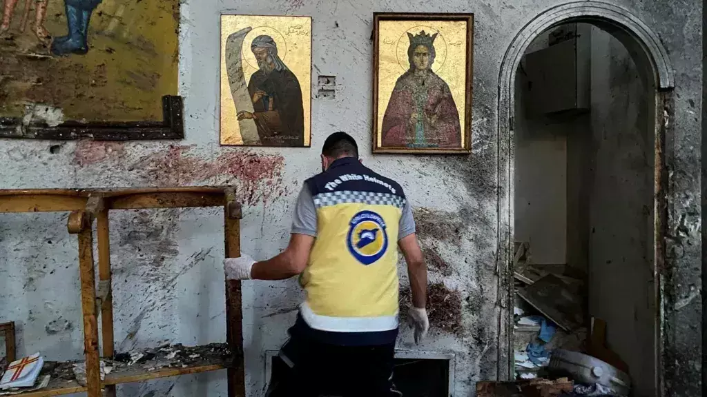 Damascus Church Attack: డమాస్కస్ చర్చిలో ఆత్మాహుతి దాడి..22 మంది మృతి Damascus Church Attack: డమాస్కస్ చర్చిలో ఆత్మాహుతి దాడి..22 మంది మృతి