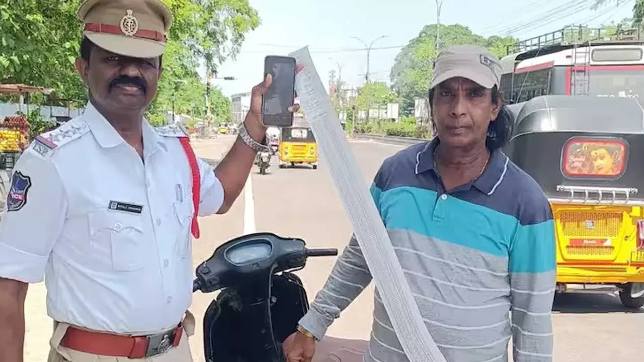 Warangal : ఒక్క స్కూటీపై 233 పెండింగ్ చలాన్లు