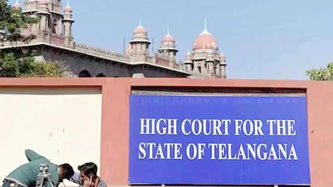 Telangana High Court : స్థానిక ఎన్నికల నిర్వహణకు నెల రోజుల టైం ఇవ్వండి Telangana High Court : స్థానిక ఎన్నికల నిర్వహణకు నెల రోజుల టైం ఇవ్వండి