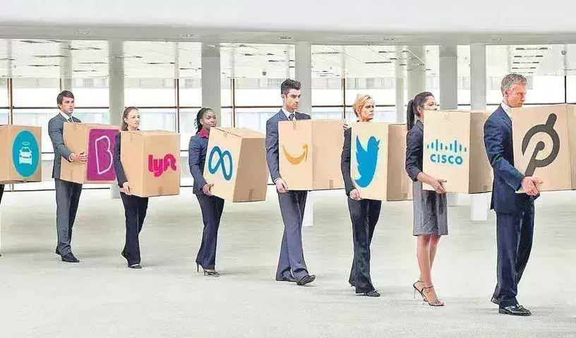 LAYOFFS: టెక్ రంగంలో ఉద్యోగాల ఊచకోత