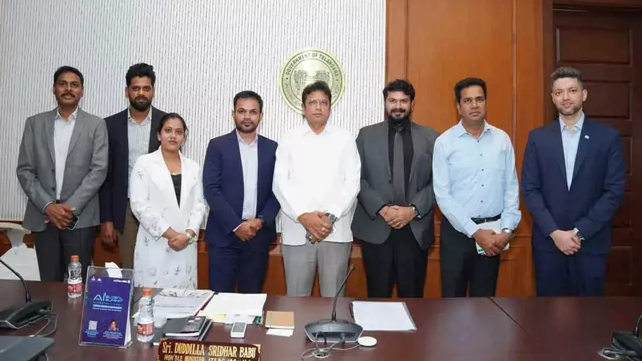 TG : ఫ్యూచర్ సిటీలో పెట్టుబడులు పెట్టేలా ప్రోత్సహించండి : మంత్రి శ్రీధర్ బాబు TG : ఫ్యూచర్ సిటీలో పెట్టుబడులు పెట్టేలా ప్రోత్సహించండి : మంత్రి శ్రీధర్ బాబు