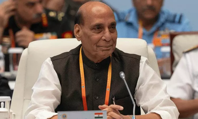 ఉగ్రవాదంపై పోరాటంలో మనం ఐక్యంగా ఉండాలి: చైనా SCO సమావేశంలో రక్షణ మంత్రి ఉగ్రవాదంపై పోరాటంలో మనం ఐక్యంగా ఉండాలి: చైనా SCO సమావేశంలో రక్షణ మంత్రి