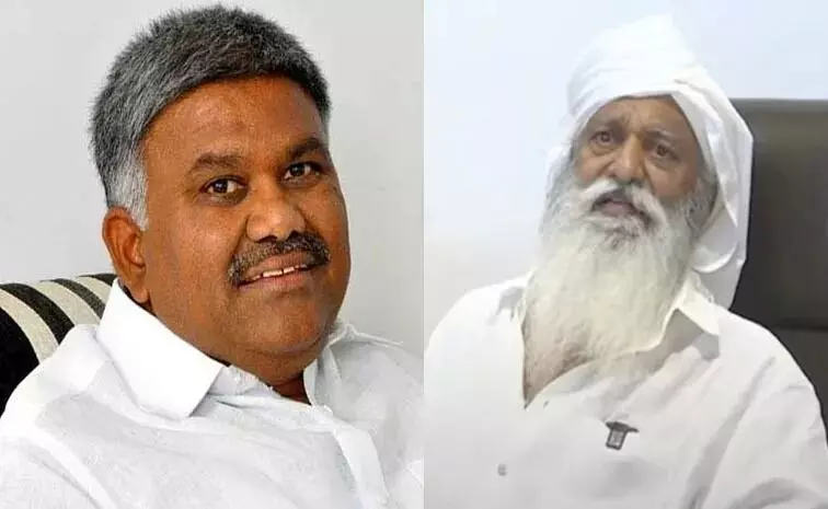 TADIPATRI: పెద్దారెడ్డే నా శత్రువు : జేసీ ప్రభాకర్ రెడ్డి TADIPATRI: పెద్దారెడ్డే నా శత్రువు : జేసీ ప్రభాకర్ రెడ్డి