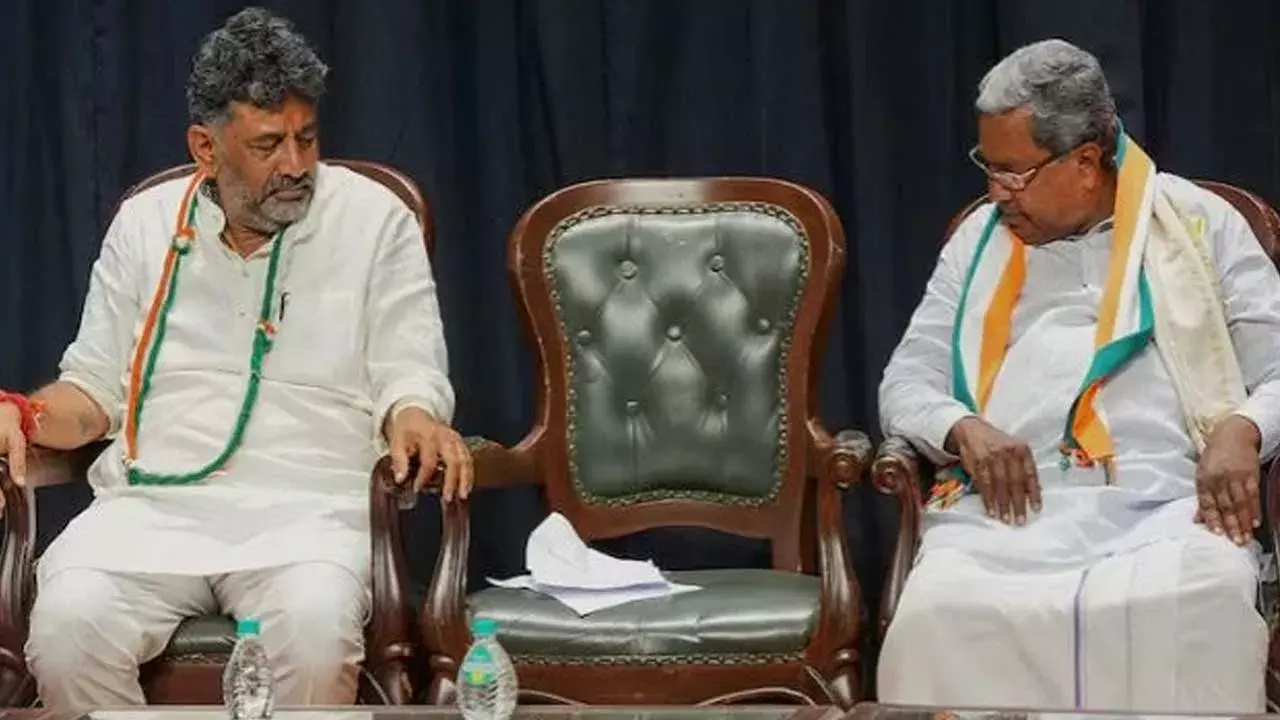 Karnataka : డీకేను కర్నాటక సీఎం చేయాలన్న ఎమ్మెల్యేకు షాక్ Karnataka : డీకేను కర్నాటక సీఎం చేయాలన్న ఎమ్మెల్యేకు షాక్