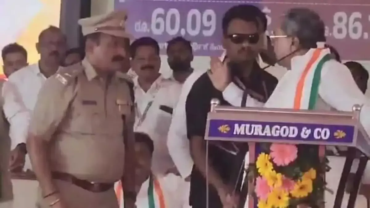 Karnataka Cop : సీఎం అవమానించారు, స్వచ్ఛంద పదవీ విరమణ కోరిన పోలీస్ ఆఫీసర్ Karnataka Cop : సీఎం అవమానించారు, స్వచ్ఛంద పదవీ విరమణ కోరిన పోలీస్ ఆఫీసర్
