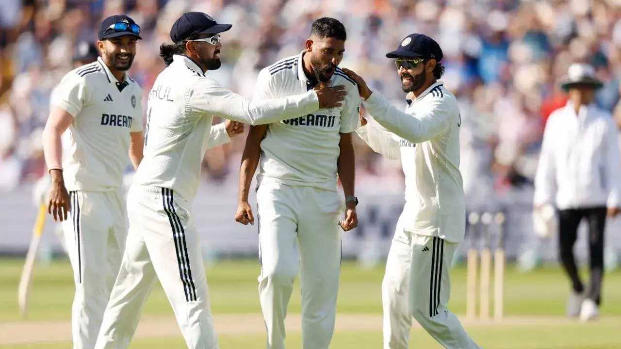 IND vs ENG : రెండో రోజు ముగిసిన ఆట.. దంచికొట్టిన భారత్.. ఇంగ్లాండ్ స్కోర్ ఎంతంటే..?