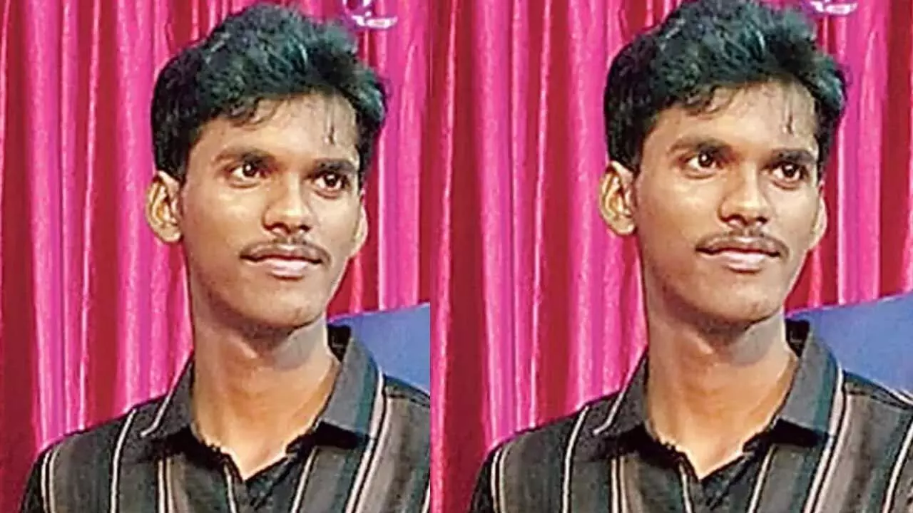Kakinada : చెల్లితో క్లోజ్గా ఉంటున్నాడని..యువకుడిని చంపిన అన్న Kakinada : చెల్లితో క్లోజ్గా ఉంటున్నాడని..యువకుడిని చంపిన అన్న