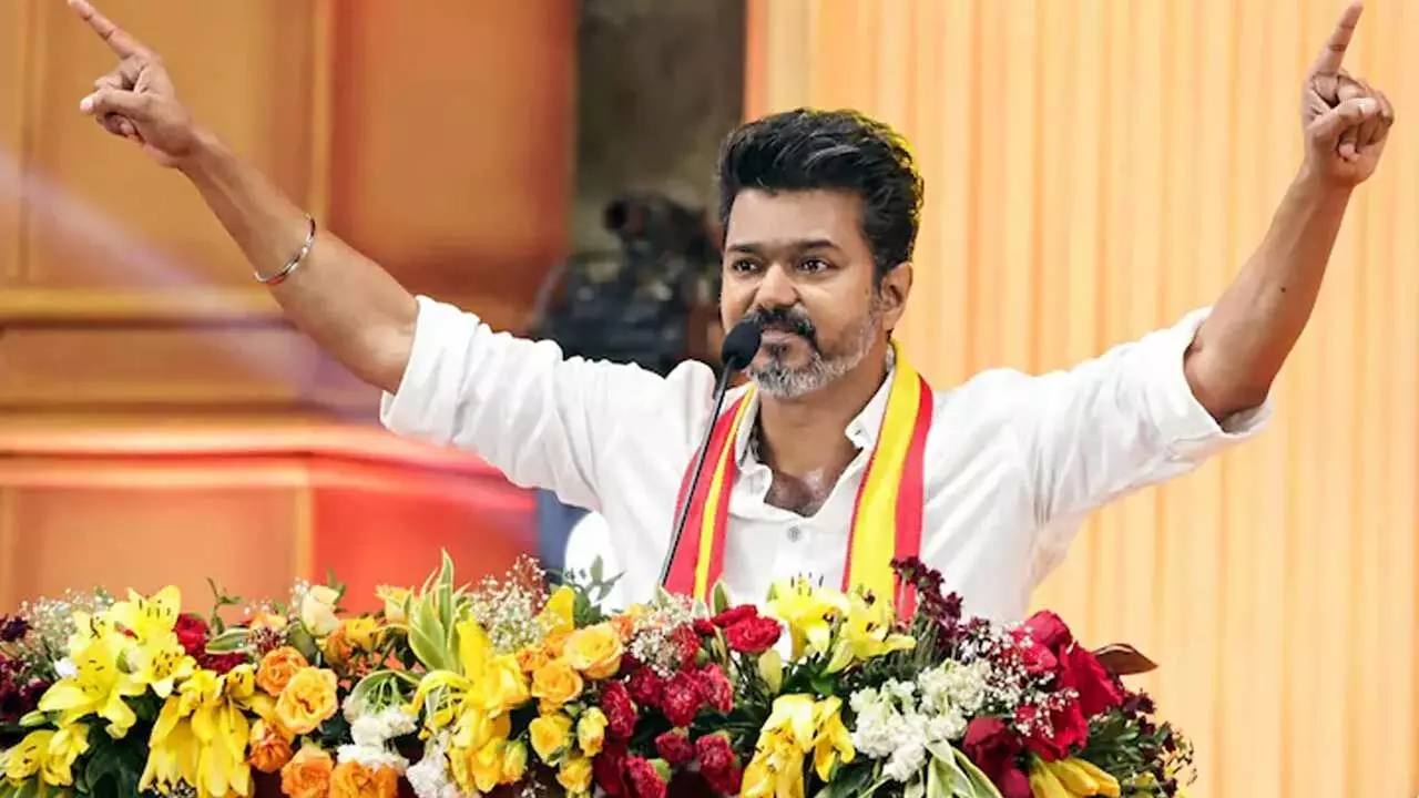 TVK : బీజేపీతో పొత్తు పెట్టుకోం.. పొత్తులపై టీవీకే క్లారిటీ TVK : బీజేపీతో పొత్తు పెట్టుకోం.. పొత్తులపై టీవీకే క్లారిటీ