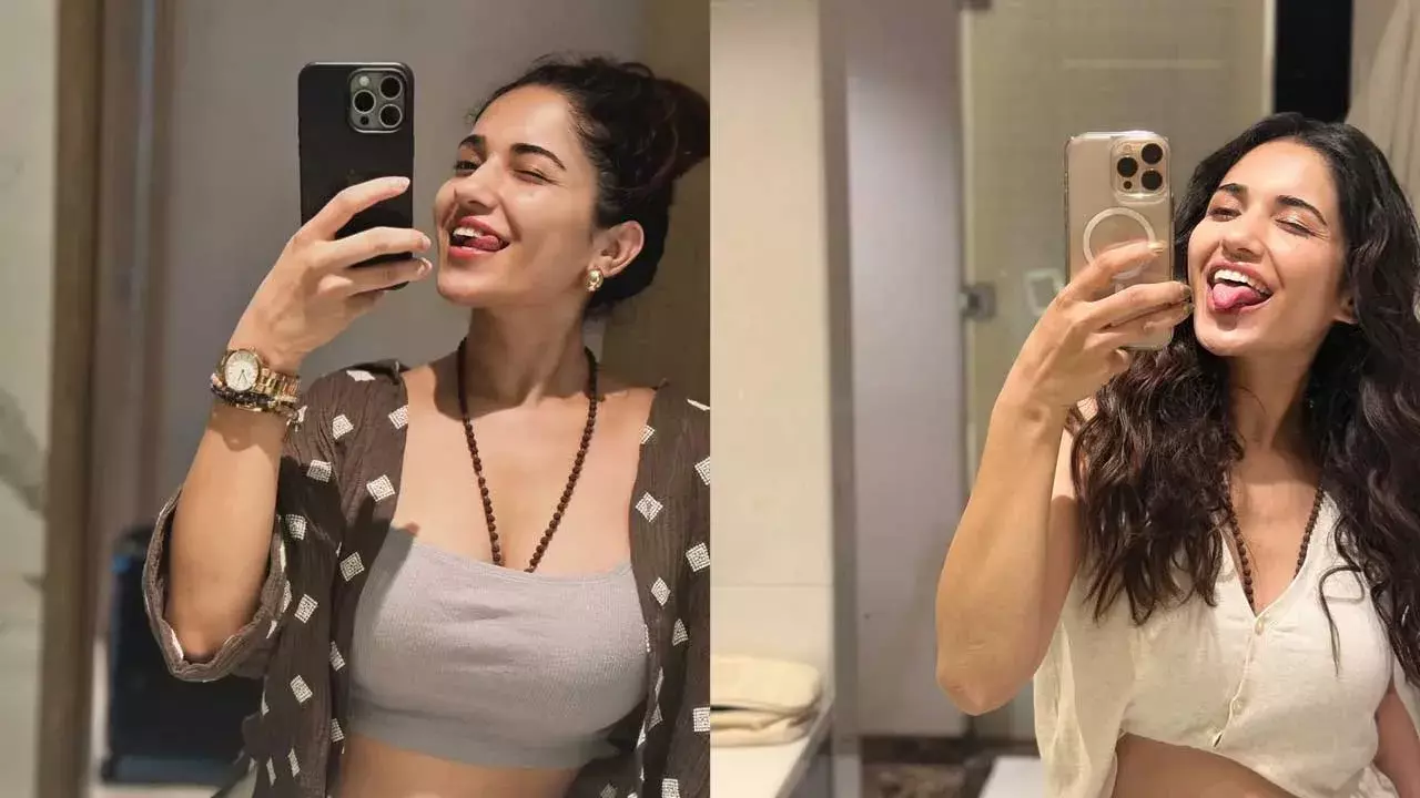 Ruhani Sharma : రుహానీ హ్యాపీ వైబ్స్.. ఫోటోలు వైరల్