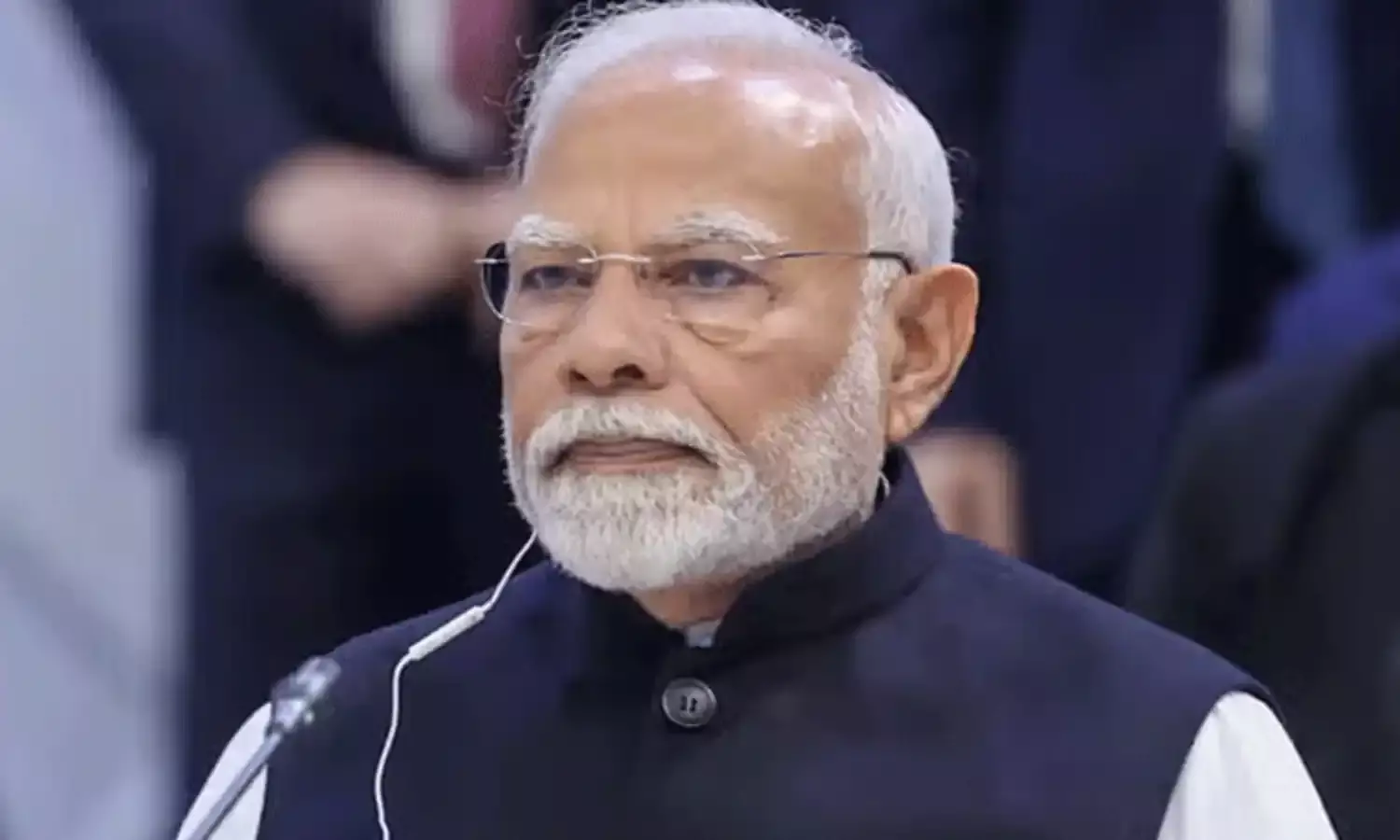 ఉగ్రవాదులపై ఆంక్షలు విధించడంలో బ్రిక్స్ దేశాలు సంకోచం మానుకోవాలి: ప్రధాని మోదీ ఉగ్రవాదులపై ఆంక్షలు విధించడంలో బ్రిక్స్ దేశాలు సంకోచం మానుకోవాలి: ప్రధాని మోదీ