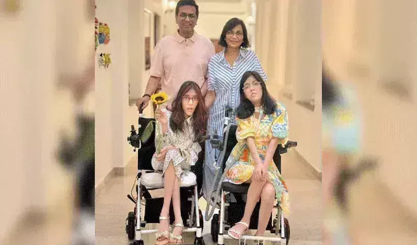 DY Chandrachud: మా  పిల్లలది ప్రత్యేక పరిస్థితి.. అందుకే ఇల్లు మారడం కష్టమవుతోంది; మాజీ సీజేఐ DY Chandrachud: మా  పిల్లలది ప్రత్యేక పరిస్థితి.. అందుకే ఇల్లు మారడం కష్టమవుతోంది; మాజీ సీజేఐ