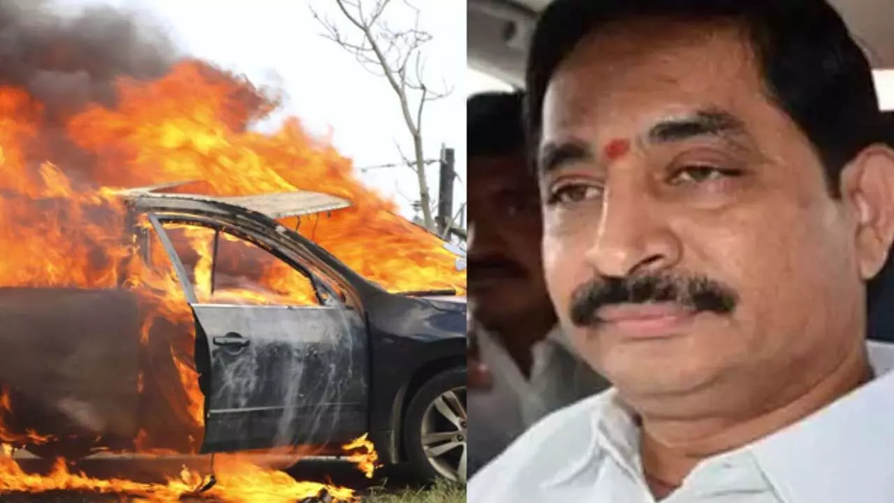 Telangana : కారులో మంటలు.. రేవంత్ సలహాదారునికి తృటిలో తప్పిన ప్రమాదం Telangana : కారులో మంటలు.. రేవంత్ సలహాదారునికి తృటిలో తప్పిన ప్రమాదం