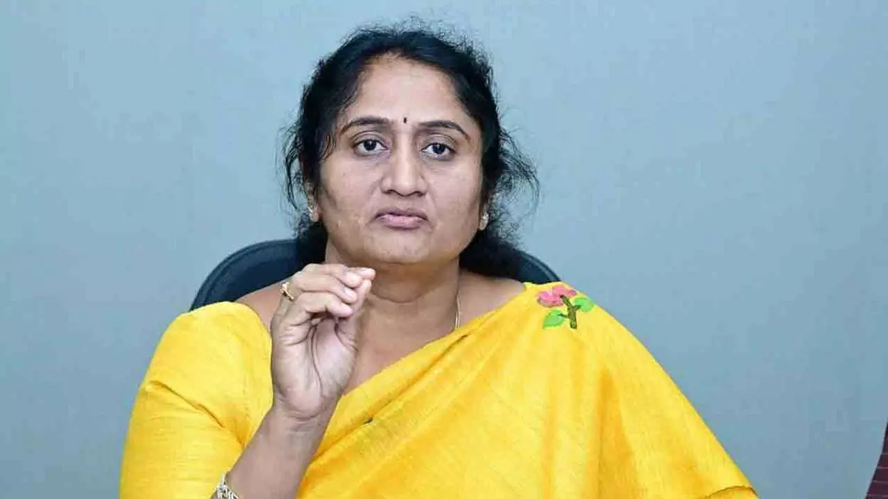 Minister Savitha : ప్రసన్న కుమార్ రెడ్డి వాఖ్యలపై ఘాటుగా స్పందించిన మంత్రి Minister Savitha : ప్రసన్న కుమార్ రెడ్డి వాఖ్యలపై ఘాటుగా స్పందించిన మంత్రి