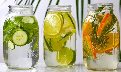 చర్మాన్ని మెరిపించి, కొవ్వును కరిగించే 9 డిటాక్స్ వాటర్ పానీయాలు..