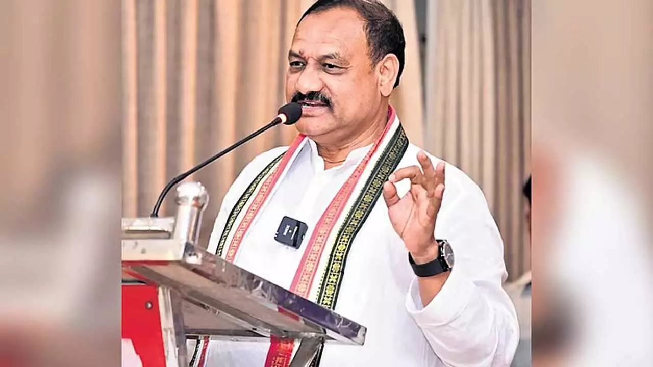 TPCC Chief : కాంగ్రెస్ - కమ్యూనిస్టులు కలిసికట్టుగా ముందు సాగాలి TPCC Chief : కాంగ్రెస్ - కమ్యూనిస్టులు కలిసికట్టుగా ముందు సాగాలి
