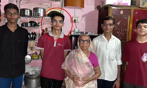 పానీ పూరీ విక్రేత కొడుకు అన్ని అడ్డంకులు అధిగమించి.. ఐఐటీ రూర్కీలో అడ్మిషన్ సాధించి..