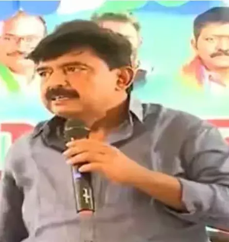 perni nani: చీకట్లో చంపేసి.. పొద్దున్నే పరామర్శకు వెళ్లాలి