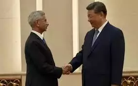 Jaishankar-Xi Jinping: చైనా అధ్యక్షుడు జిన్పింగ్తో జైశంకర్ భేటీ.. Jaishankar-Xi Jinping: చైనా అధ్యక్షుడు జిన్పింగ్తో జైశంకర్ భేటీ..