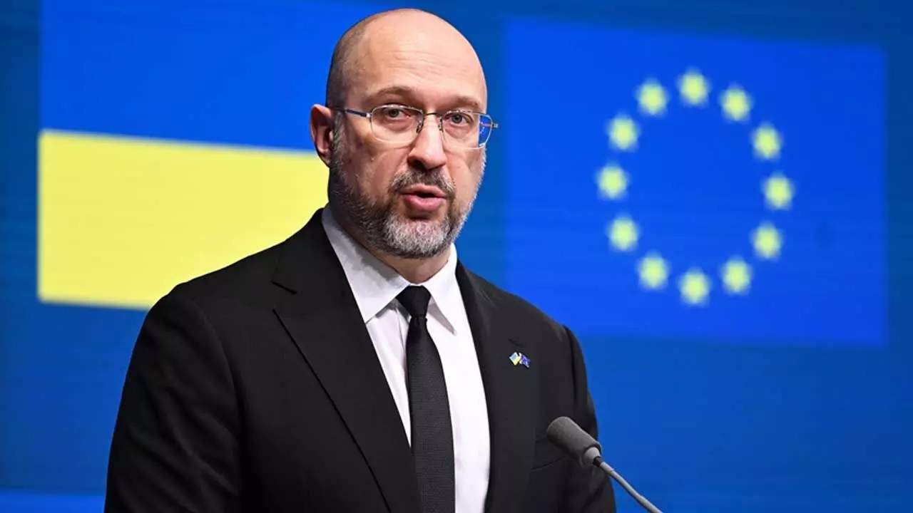 Ukraine Prime Minister : ఉక్రెయిన్ ప్రధాని రాజీనామా Ukraine Prime Minister : ఉక్రెయిన్ ప్రధాని రాజీనామా