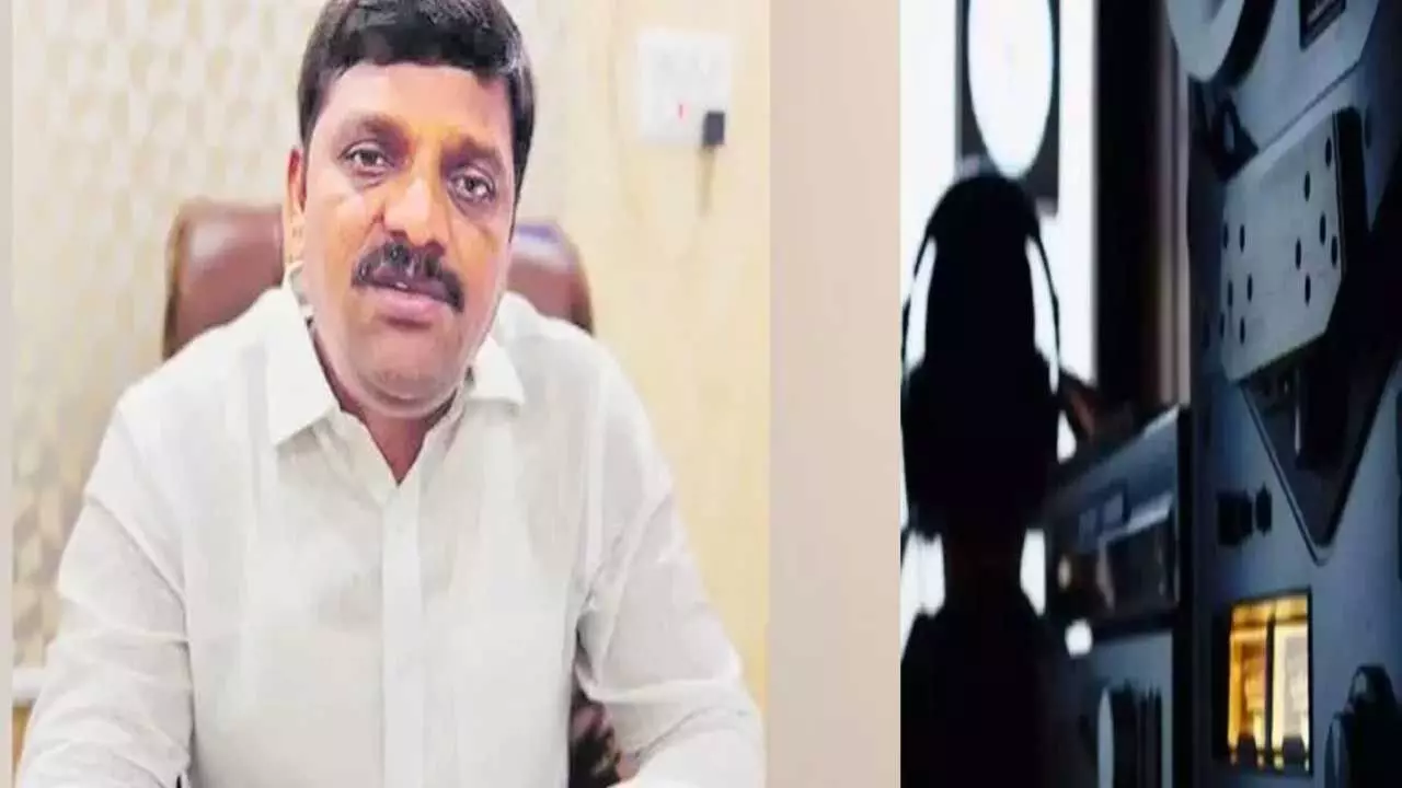 Teenmaar Mallanna : ఫోన్ ట్యాపింగ్ కేసు.. సిట్ ముందుకు మల్లన్న Teenmaar Mallanna : ఫోన్ ట్యాపింగ్ కేసు.. సిట్ ముందుకు మల్లన్న