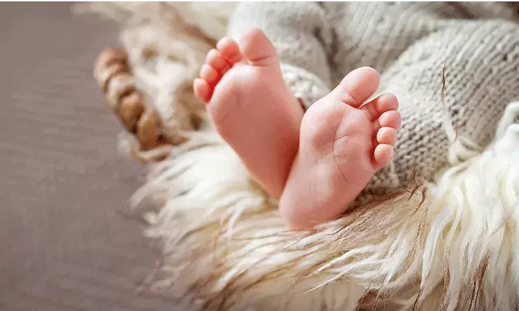 Maharashtra: అమ్మానాన్నల అమానుషత్వం.. కదులుతున్న బస్సులో నుంచి అప్పుడే పుట్టిన బిడ్డను విసిరేసి.. Maharashtra: అమ్మానాన్నల అమానుషత్వం.. కదులుతున్న బస్సులో నుంచి అప్పుడే పుట్టిన బిడ్డను విసిరేసి..