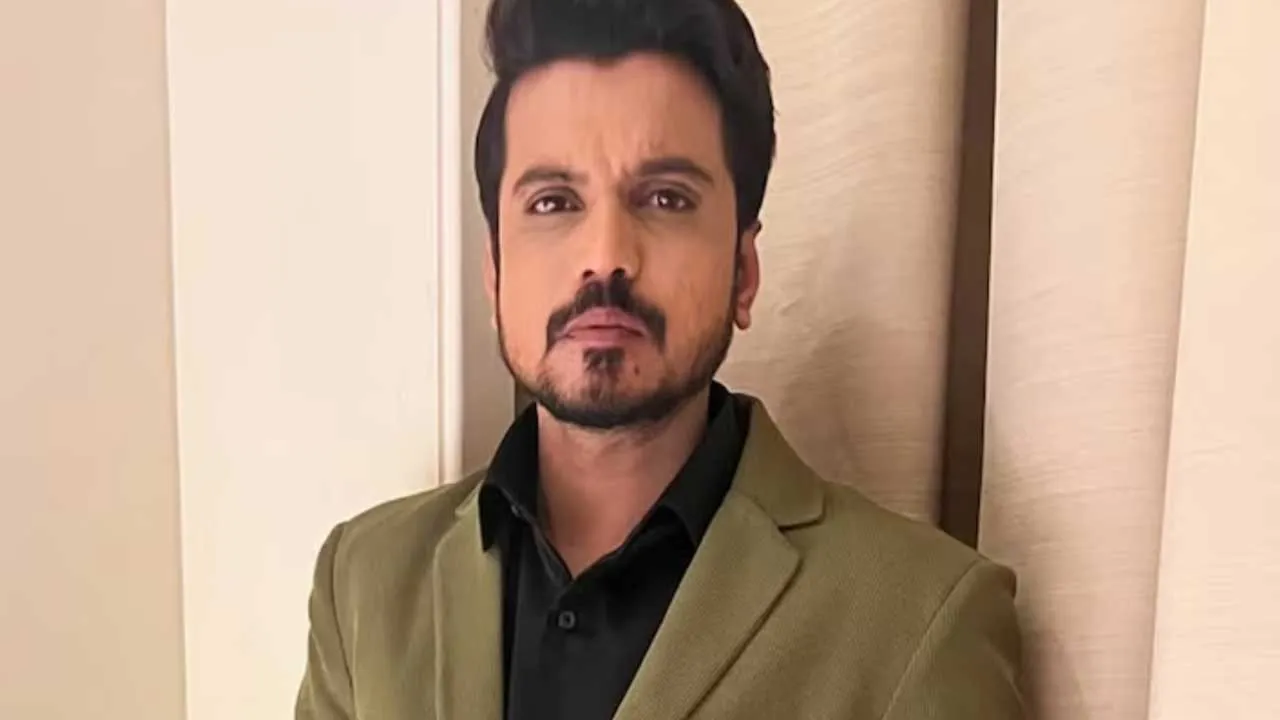 Mirzapur Actor Asif Khan : గుండెపోటుతో ఆస్పత్రిలో చేరిన మీర్జాపూర్ నటుడు Mirzapur Actor Asif Khan : గుండెపోటుతో ఆస్పత్రిలో చేరిన మీర్జాపూర్ నటుడు