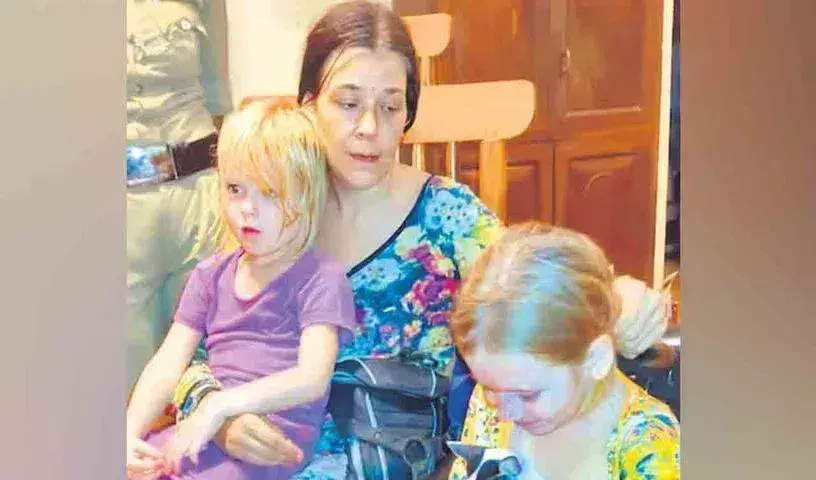 Russian Woman: గుహల లోనే బిడ్డకు జననం.. అడవిలో ఆధ్యాత్మిక జీవితం Russian Woman: గుహల లోనే బిడ్డకు జననం.. అడవిలో ఆధ్యాత్మిక జీవితం