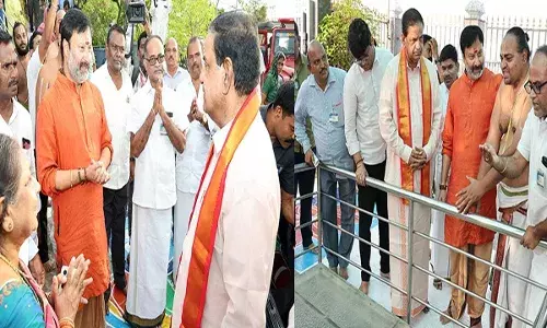 TTD Chairman B.R. Naidu : వకుళమాత ఆలయాన్ని అన్ని విధాలా అభివృద్ధిచేస్తాం : బీఆర్ నాయుడు TTD Chairman B.R. Naidu : వకుళమాత ఆలయాన్ని అన్ని విధాలా అభివృద్ధిచేస్తాం : బీఆర్ నాయుడు