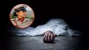 Live in-Relationship: ప్రియుడు CRPF కానిస్టేబుల్, ప్రియురాలు ASI..