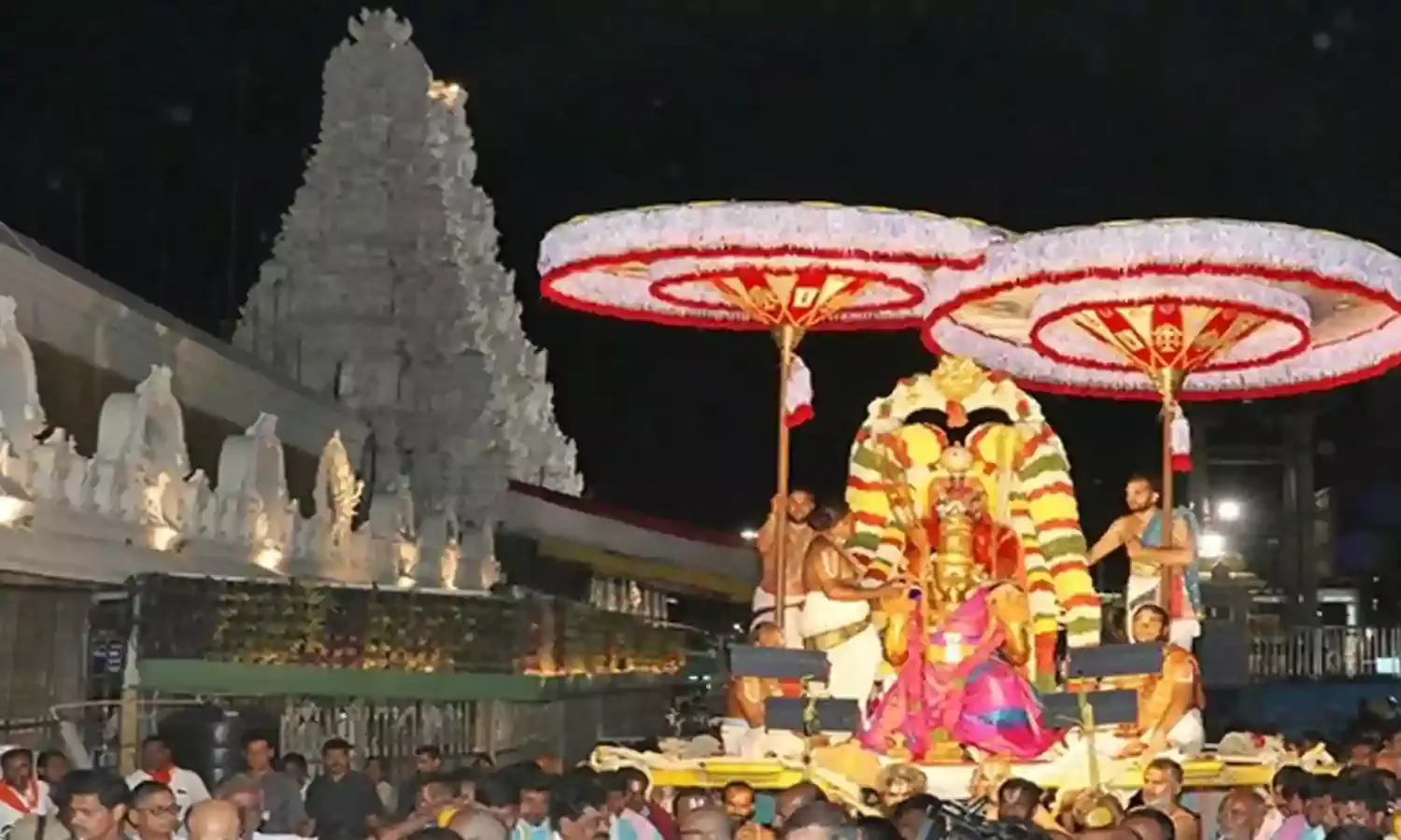 Tirumala : ఈ నెల 29న తిరుమలలో గరుడ పంచమి వేడుకలు Tirumala : ఈ నెల 29న తిరుమలలో గరుడ పంచమి వేడుకలు