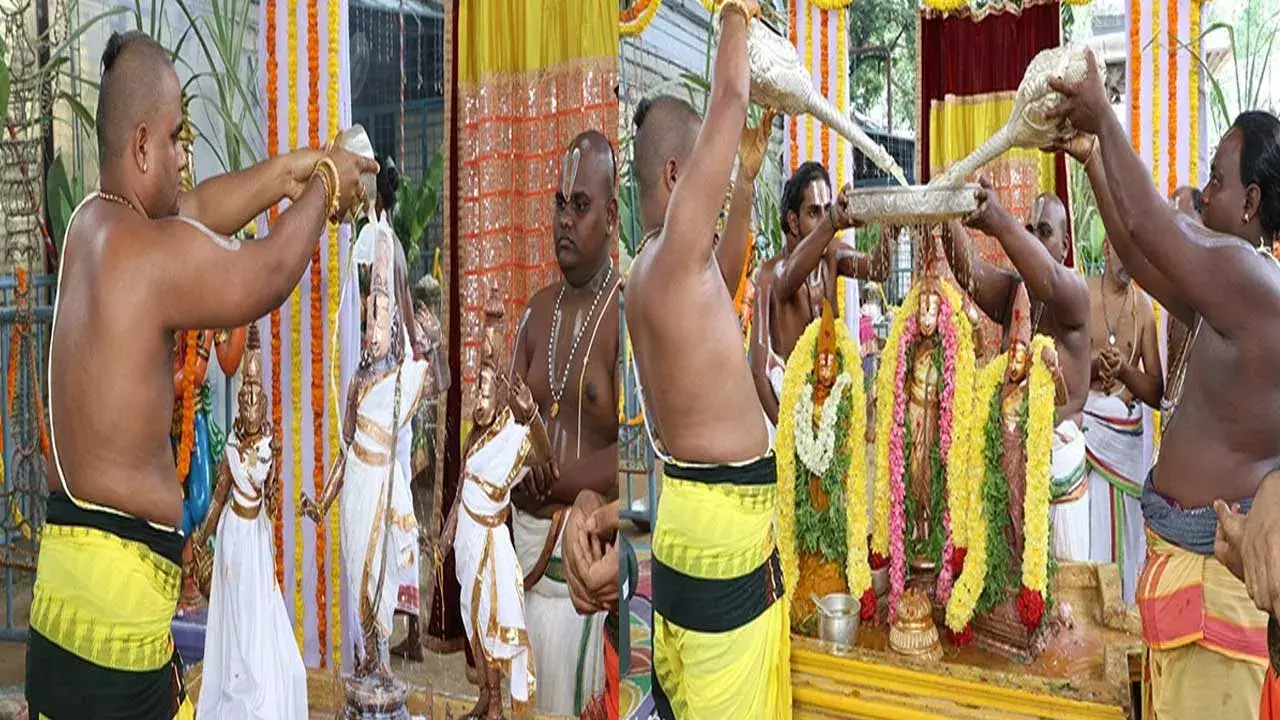 Tirupati : వైభవంగా శ్రీ కోదండరామస్వామి పవిత్రోత్సవాలు ప్రారంభం Tirupati : వైభవంగా శ్రీ కోదండరామస్వామి పవిత్రోత్సవాలు ప్రారంభం