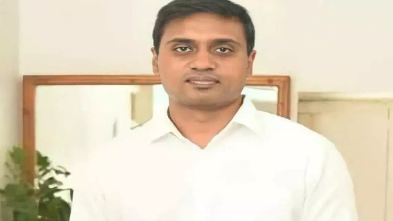 ACB Court : ఎంపీ మిథున్ రెడ్డికి ఊరట.. ఏసీబీ కోర్టు కీలక ఆదేశాలు జారీ ACB Court : ఎంపీ మిథున్ రెడ్డికి ఊరట.. ఏసీబీ కోర్టు కీలక ఆదేశాలు జారీ