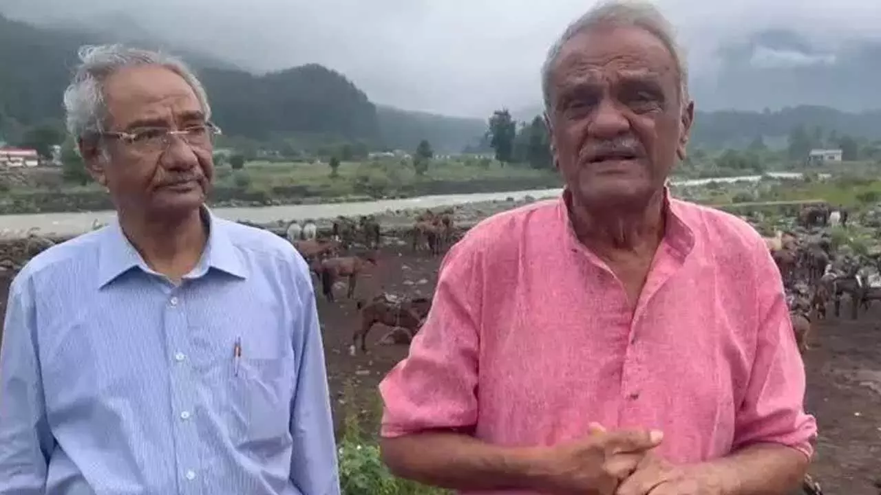CPI Narayana : పహల్గామ్లో నారాయణ.. ఆపరేషన్ సింధూర్పై సంచలన కామెంట్స్ CPI Narayana : పహల్గామ్లో నారాయణ.. ఆపరేషన్ సింధూర్పై సంచలన కామెంట్స్