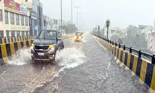 Heavy Rains : తెలంగాణలో అతి భారీ వర్షాలు.. ఎల్లో అలర్ట్ జారీ