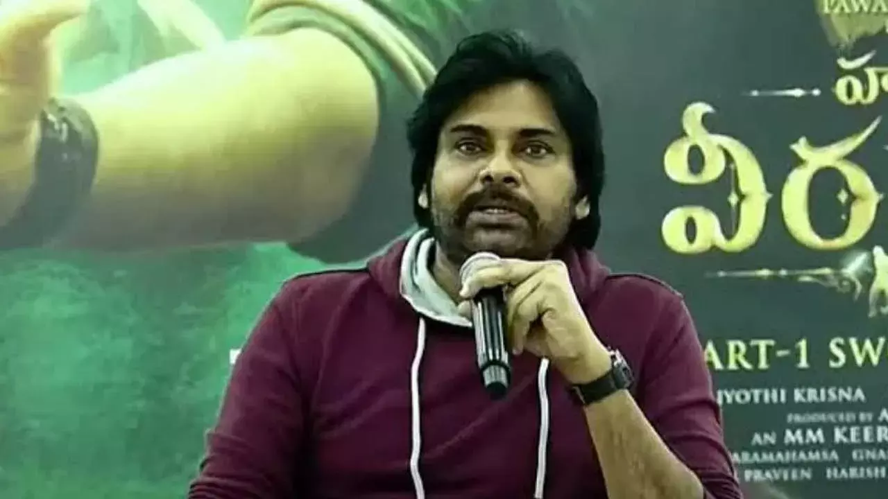 Pawan Kalyan : సీఎం చంద్రబాబు మూవీ చూస్తారా..? పవన్ ఆసక్తికర సమాధానం Pawan Kalyan : సీఎం చంద్రబాబు మూవీ చూస్తారా..? పవన్ ఆసక్తికర సమాధానం