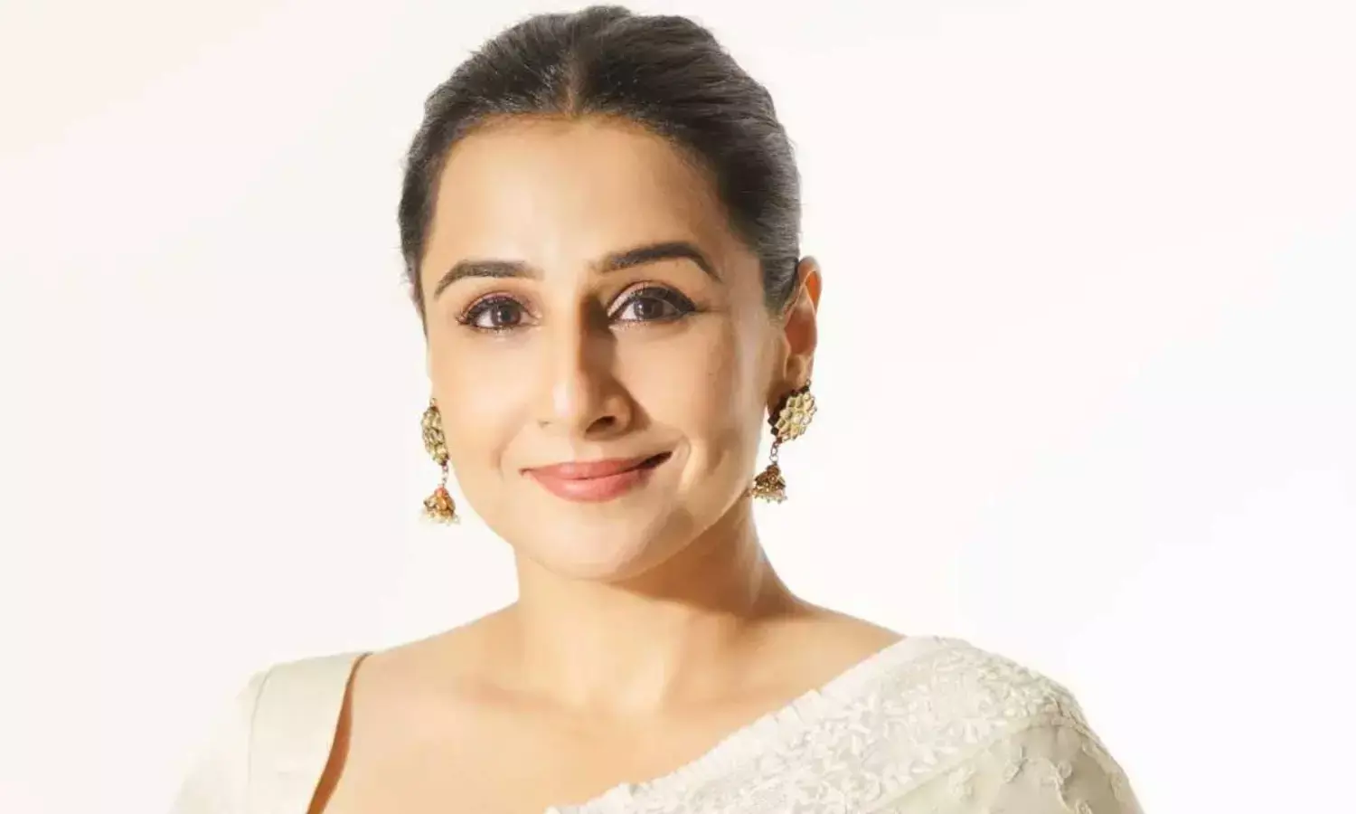 Vidya Balan : నాకు12 గంటలైనా ఓకే.. విద్యాబాలన్ కీలక కామెంట్స్ Vidya Balan : నాకు12 గంటలైనా ఓకే.. విద్యాబాలన్ కీలక కామెంట్స్