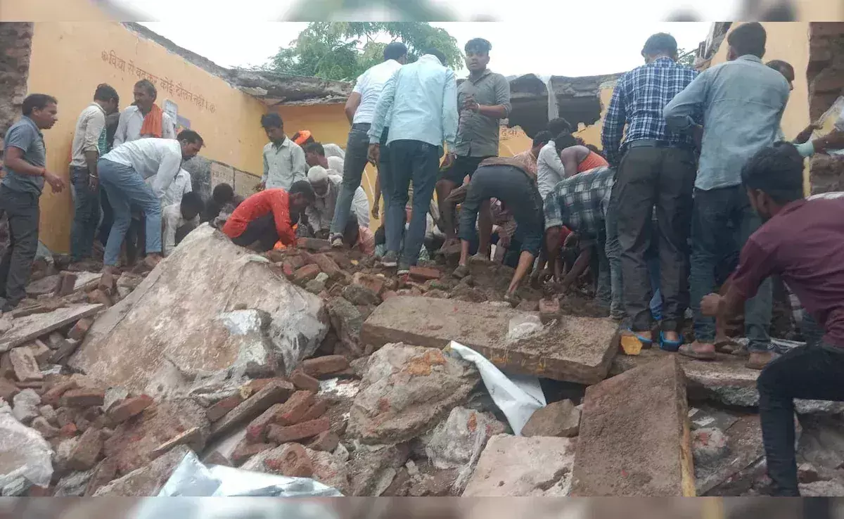 Rajasthan School Collapse: పాఠశాల పైకప్పు కూలి నలుగురు విద్యార్థుల మృతి Rajasthan School Collapse: పాఠశాల పైకప్పు కూలి నలుగురు విద్యార్థుల మృతి