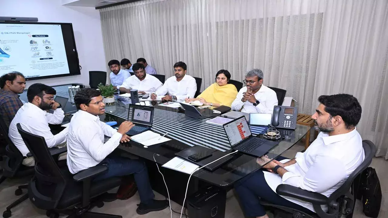 Minister Lokesh : దేశంలోనే అత్యుత్తమంగా మంగళగిరి జెమ్స్ అండ్ జ్యుయలరీ పార్క్ Minister Lokesh : దేశంలోనే అత్యుత్తమంగా మంగళగిరి జెమ్స్ అండ్ జ్యుయలరీ పార్క్