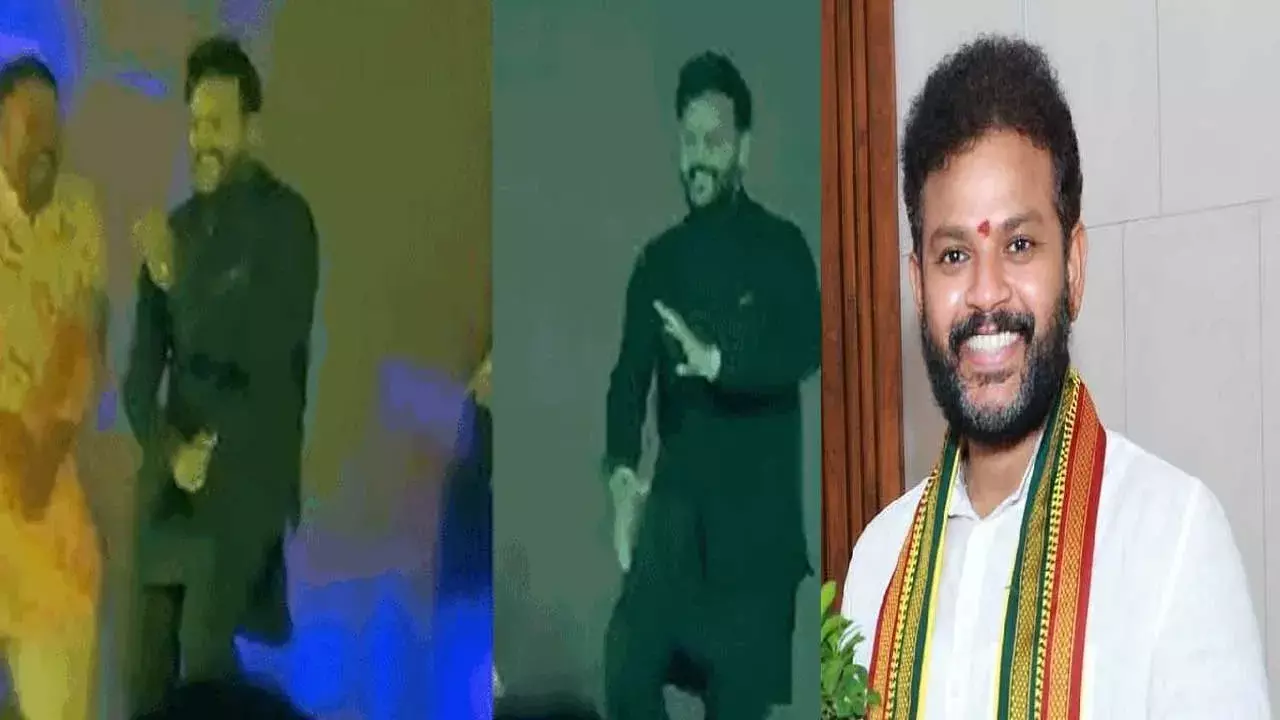 Central Minister : కేంద్ర మంత్రి సూపర్ డాన్స్...స్టెప్పులతో అదరగొట్టిన రామ్మోహన్ నాయుడు Central Minister : కేంద్ర మంత్రి సూపర్ డాన్స్...స్టెప్పులతో అదరగొట్టిన రామ్మోహన్ నాయుడు